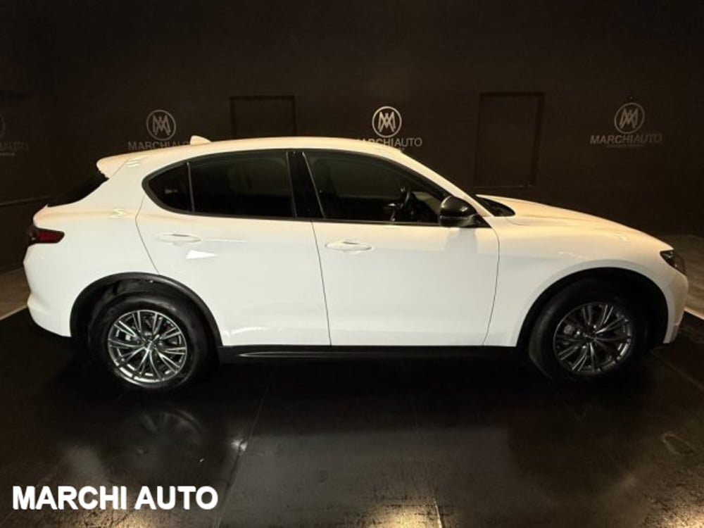 Alfa Romeo Stelvio usata a Perugia (4)