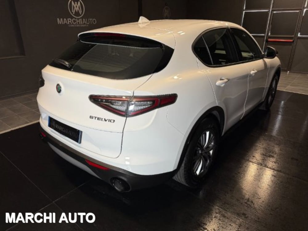 Alfa Romeo Stelvio usata a Perugia (5)