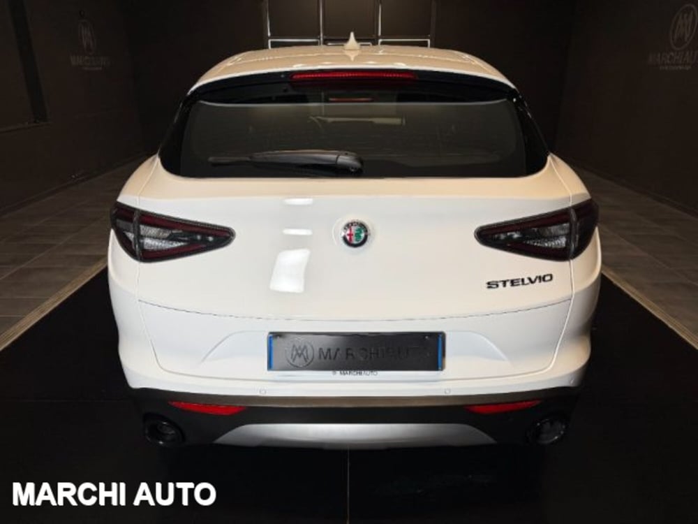 Alfa Romeo Stelvio usata a Perugia (6)