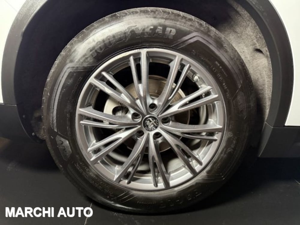 Alfa Romeo Stelvio usata a Perugia (9)