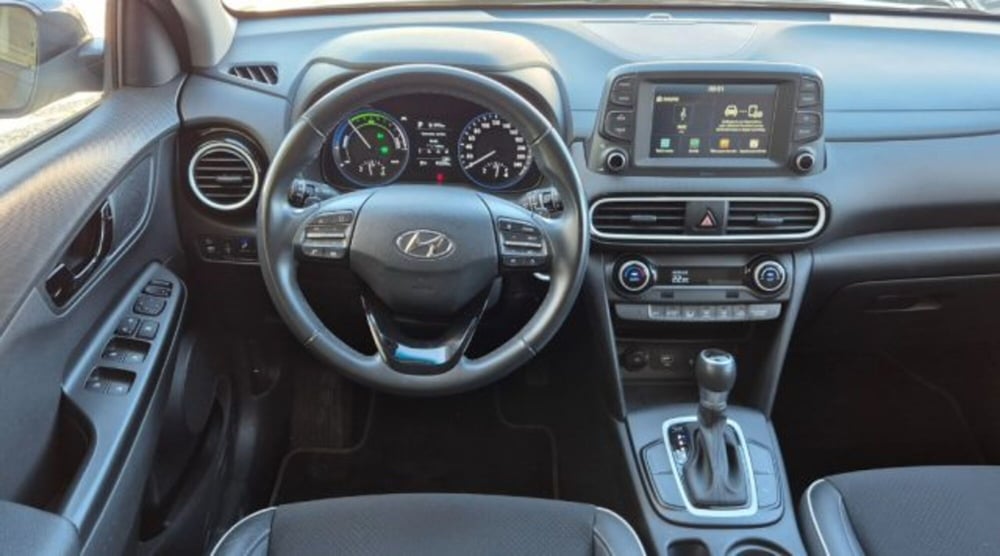 Hyundai Kona usata a Oristano (11)