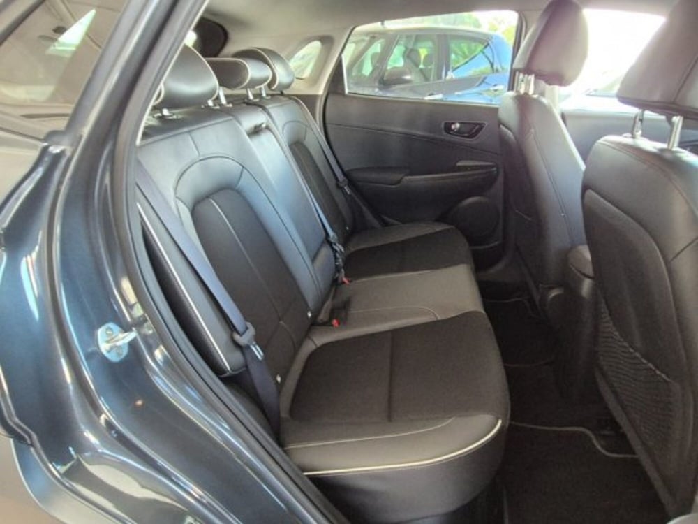 Hyundai Kona usata a Oristano (19)