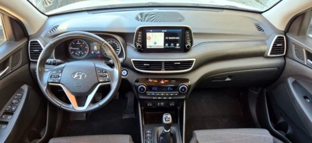 Hyundai Tucson usata a Oristano (9)