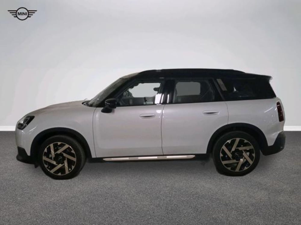 MINI Mini Countryman nuova a Modena (2)
