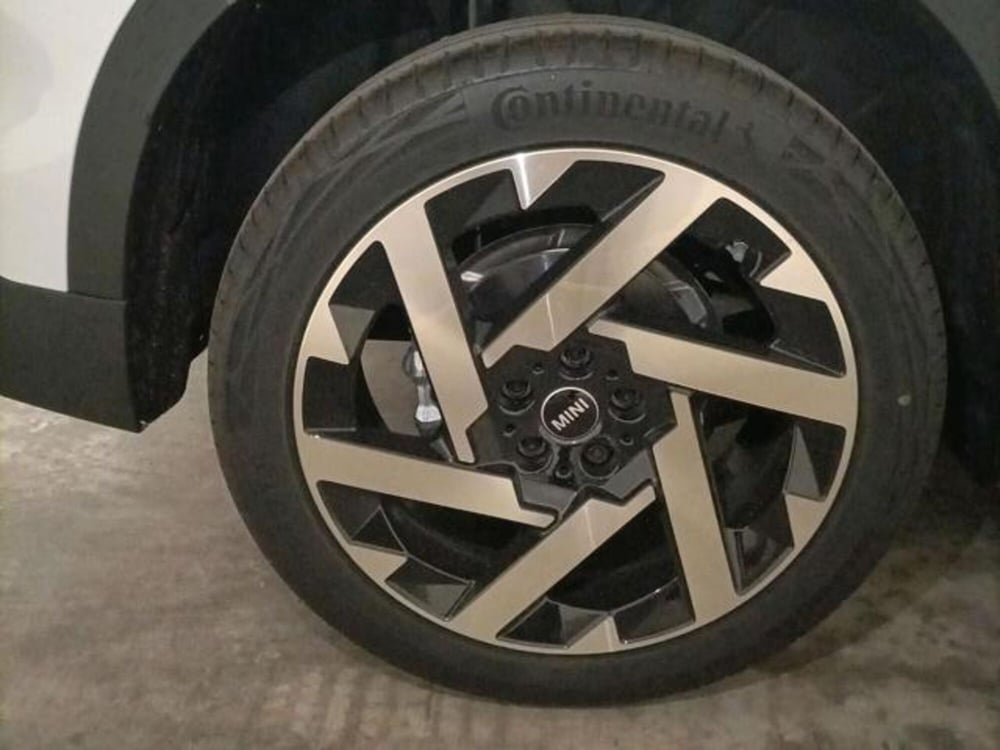MINI Mini Countryman nuova a Modena (9)