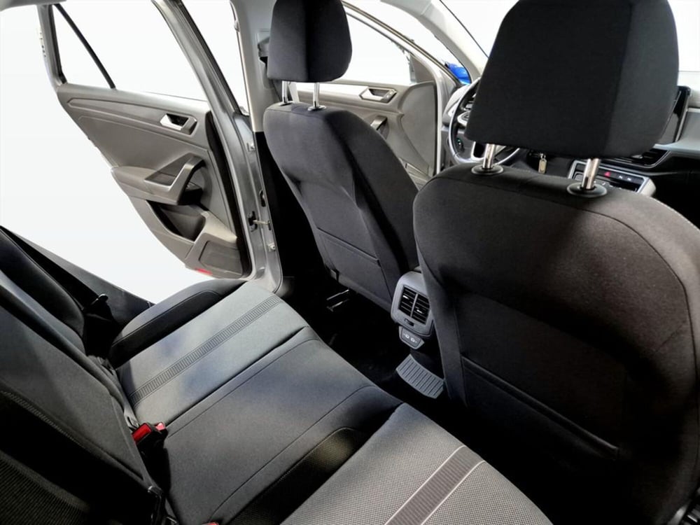 Volkswagen T-Roc usata a Padova (15)