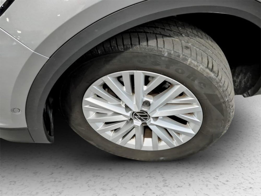 Volkswagen T-Roc usata a Padova (9)