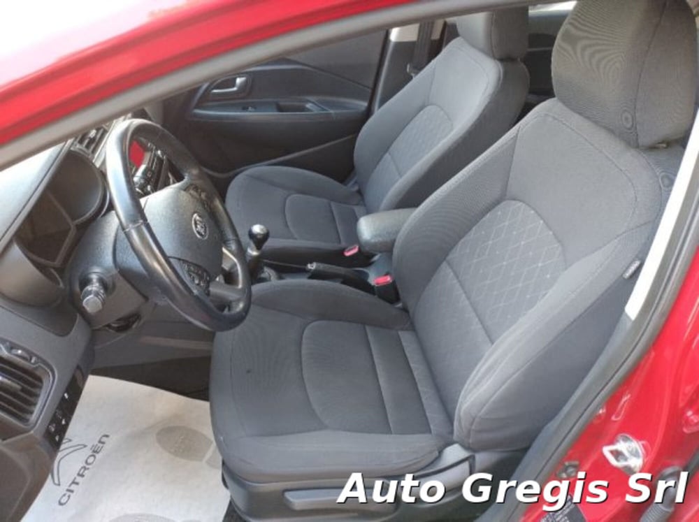 Kia Rio usata a Milano (14)