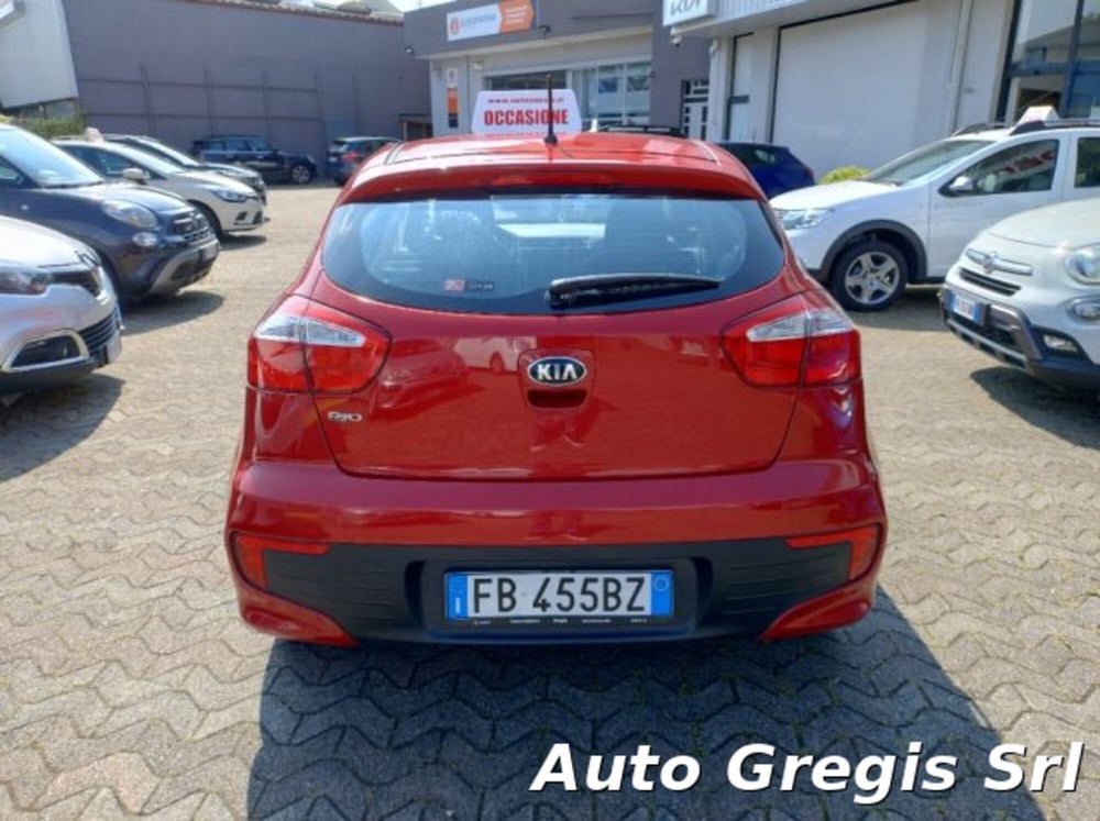 Kia Rio usata a Milano (4)