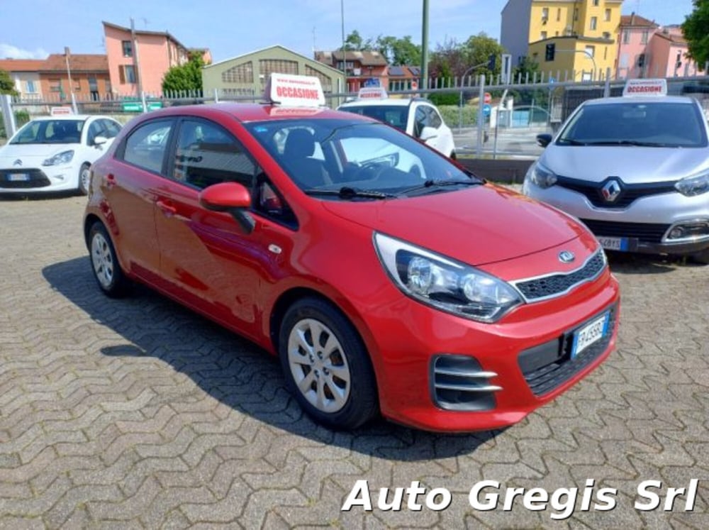 Kia Rio usata a Milano (7)