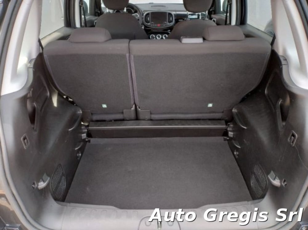Fiat 500L usata a Milano (17)