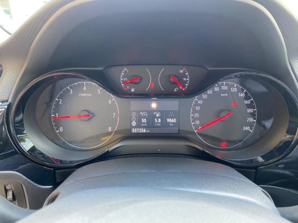 Opel Corsa usata a Milano (11)