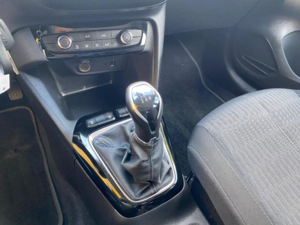 Opel Corsa usata a Milano (13)