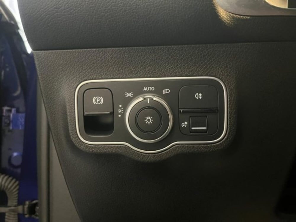 Mercedes-Benz GLB usata a Trapani (8)