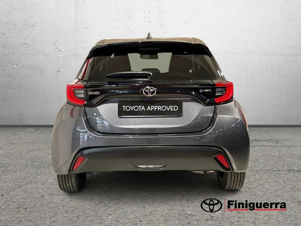 Toyota Yaris usata a Lecco (3)