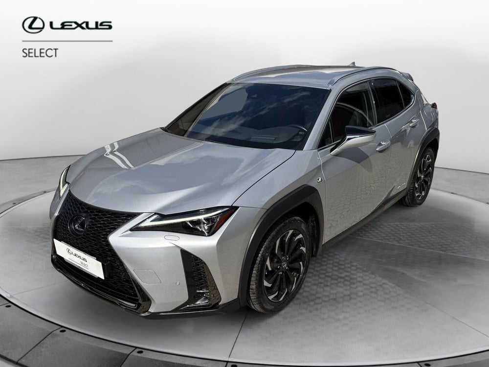 Lexus UX usata a Como
