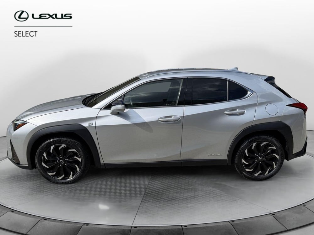 Lexus UX usata a Como (3)