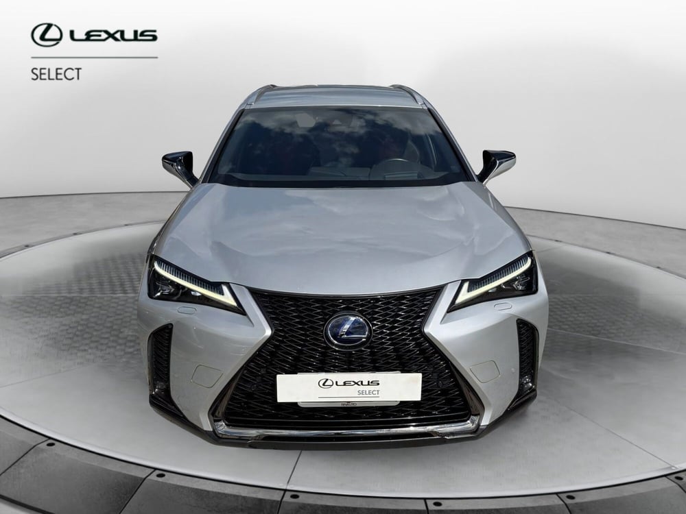 Lexus UX usata a Como (5)