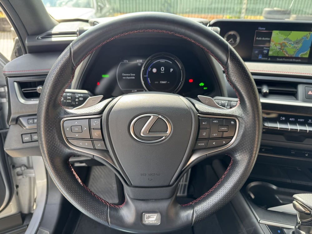 Lexus UX usata a Como (8)