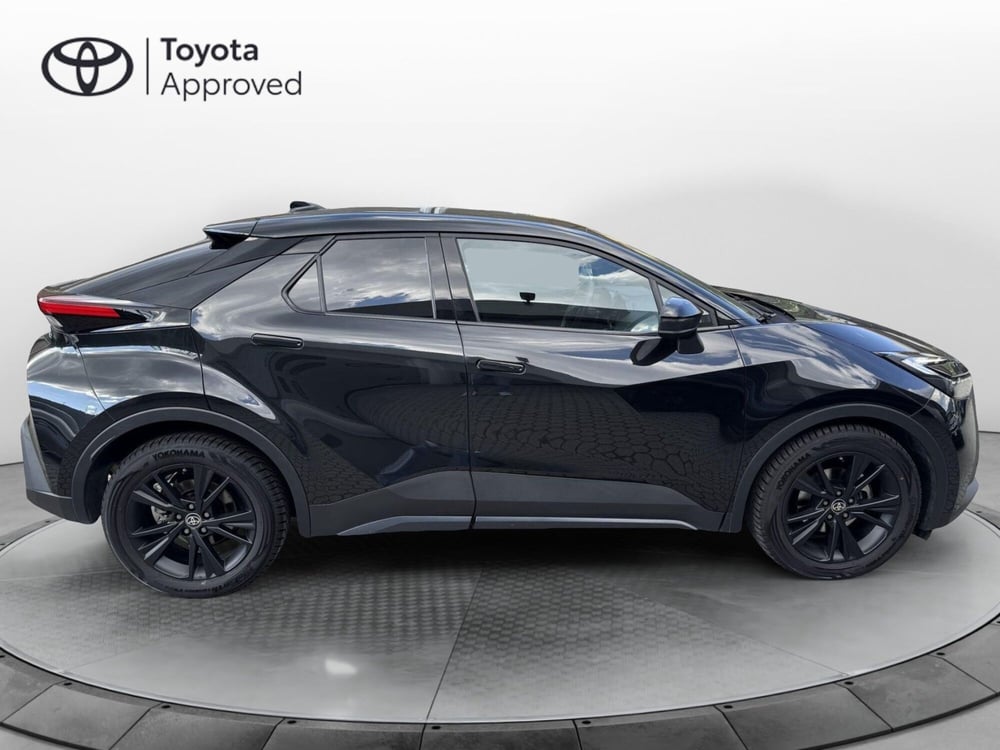 Toyota Toyota C-HR usata a Como (12)