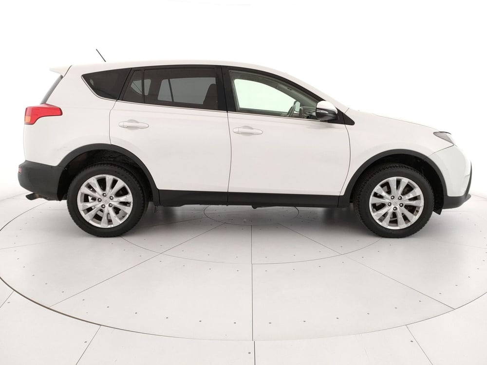 Toyota Rav4 usata a Caserta (4)
