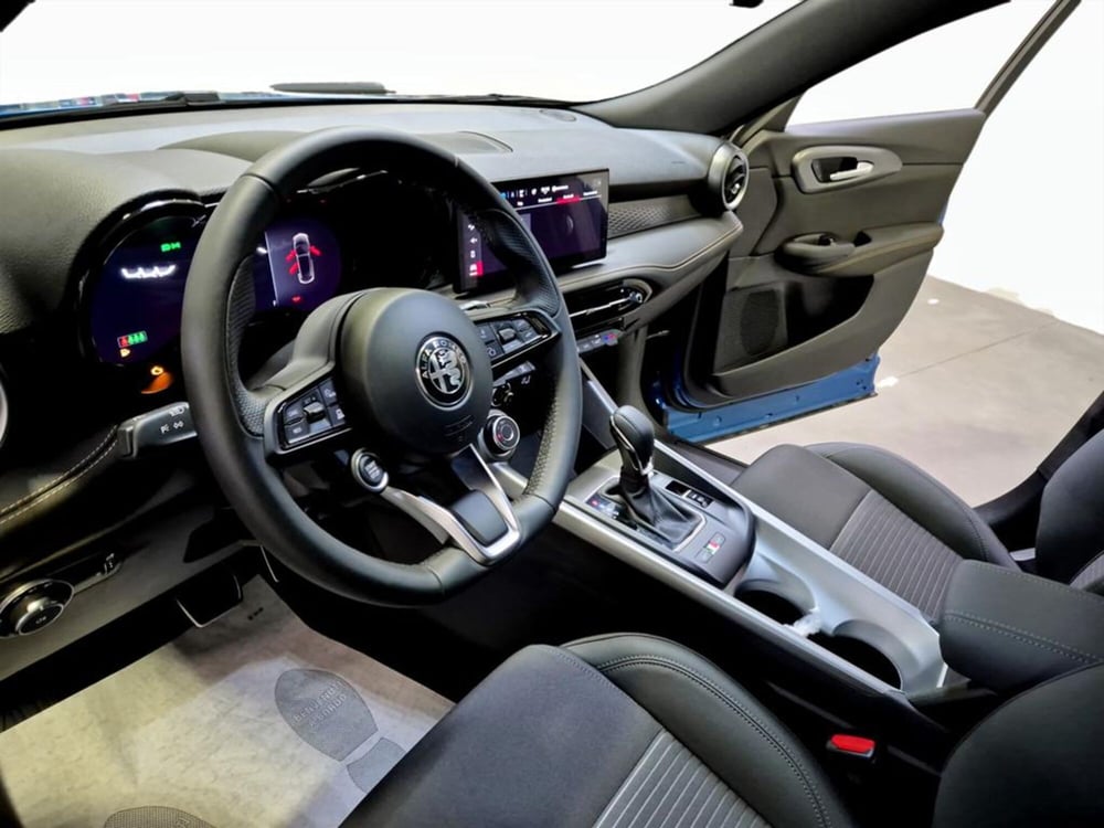 Alfa Romeo Tonale nuova a Padova (12)