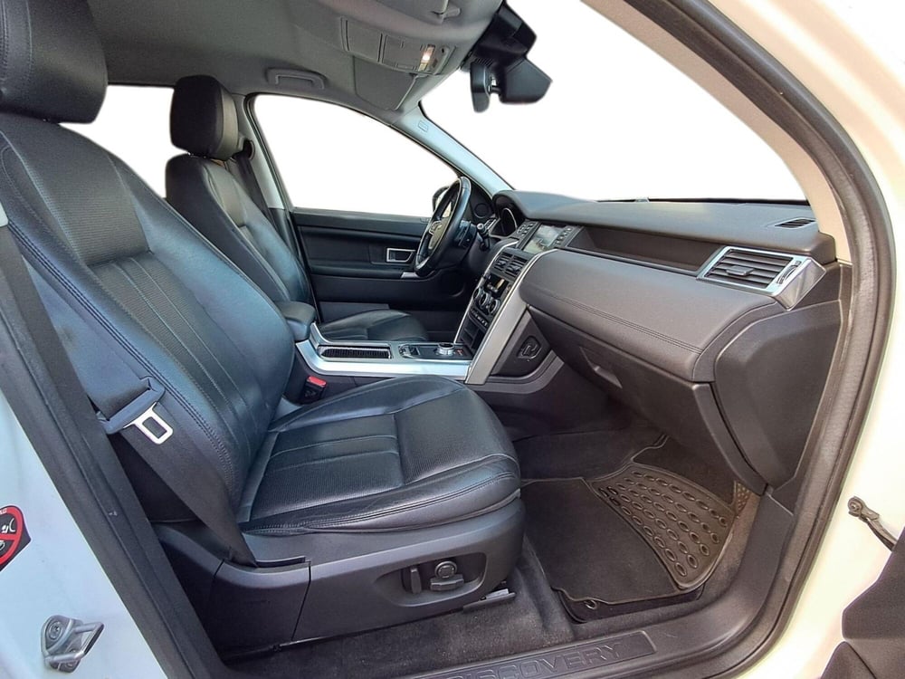 Land Rover Discovery Sport usata a Catania (3)