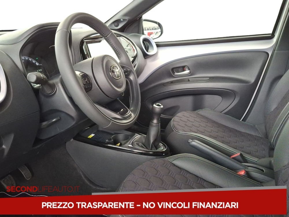 Toyota Aygo X nuova a Roma (9)
