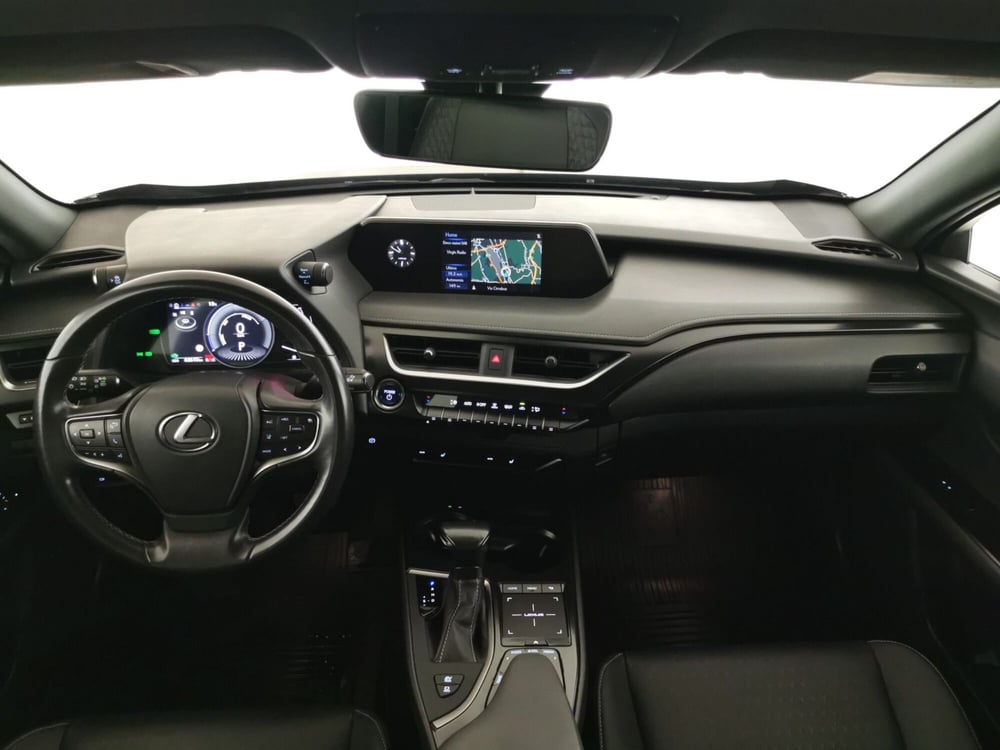 Lexus UX usata a Chieti (9)