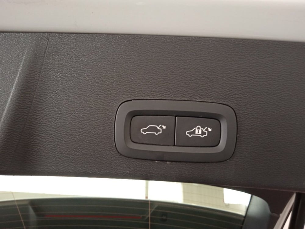 Volvo XC40 usata a Siena (10)