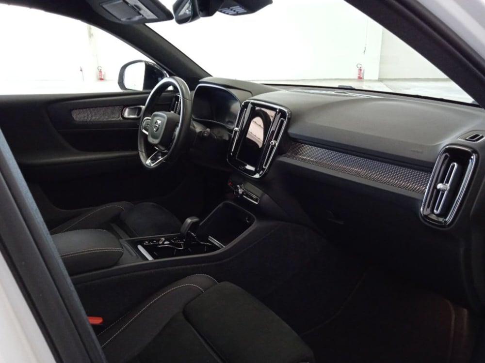 Volvo XC40 usata a Siena (12)
