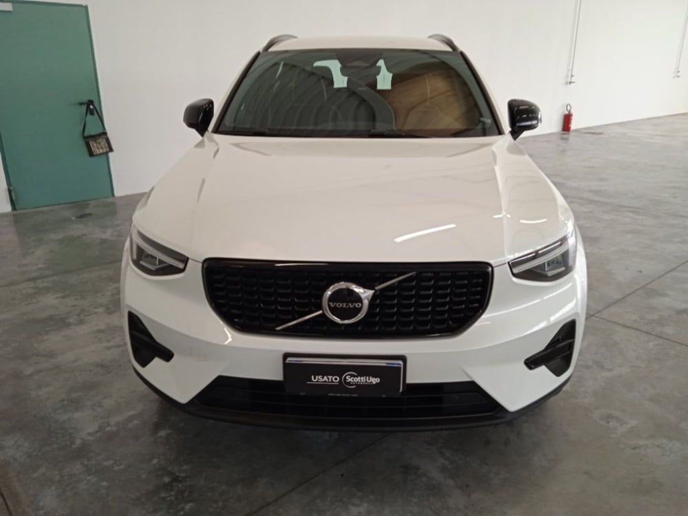 Volvo XC40 usata a Siena (2)