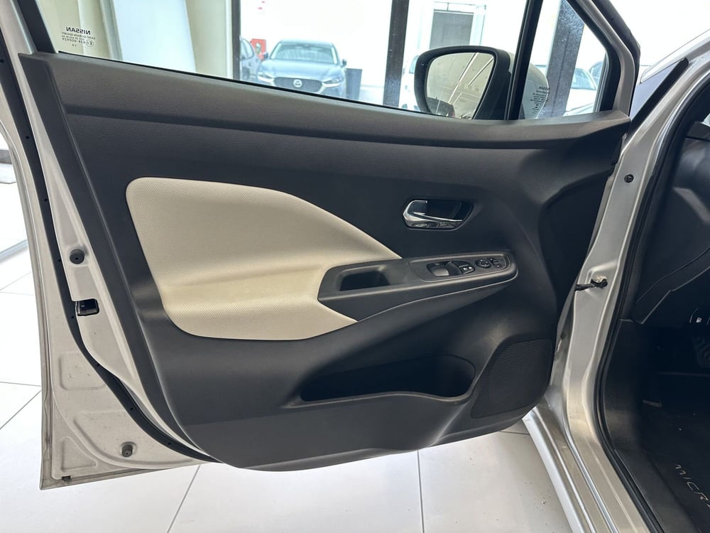 Nissan Micra usata a Latina (10)