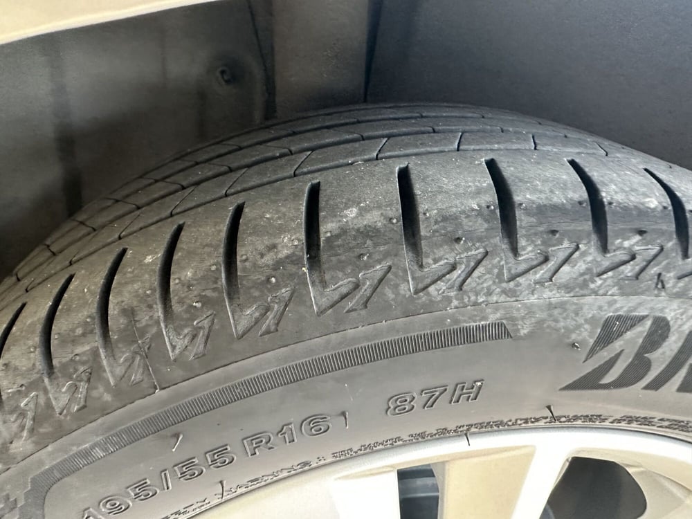Nissan Micra usata a Latina (12)