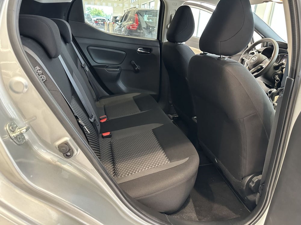 Nissan Micra usata a Latina (18)