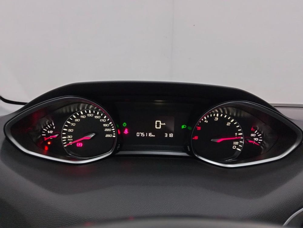 Peugeot 308 SW usata a Como (12)