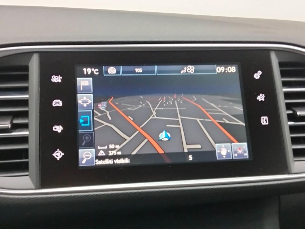 Peugeot 308 SW usata a Como (17)