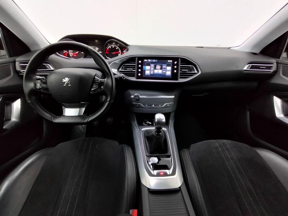 Peugeot 308 SW usata a Como (4)