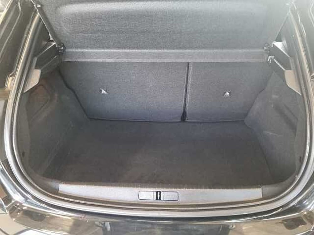 Peugeot 208 usata a Siena (18)