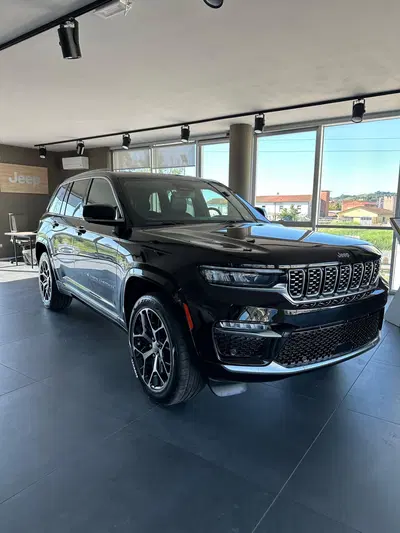 Jeep Grand Cherokee 2.0 PHEV ATX 4xe Summit Reserve nuova a Ponsacco