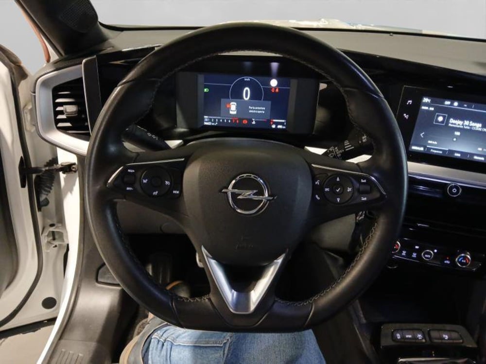 Opel Mokka usata a Genova (14)