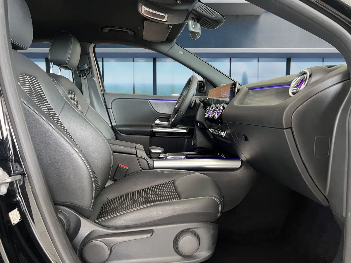 Mercedes-Benz GLA SUV usata a Cosenza (18)