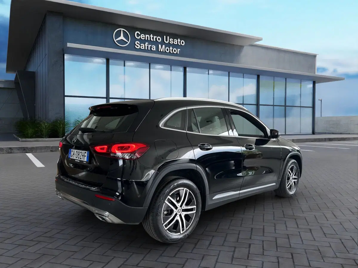 Mercedes-Benz GLA SUV usata a Cosenza (7)