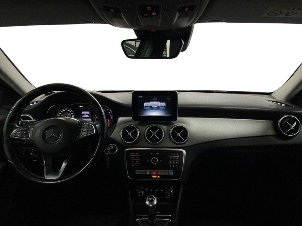 Mercedes-Benz GLA SUV usata a Rimini (10)