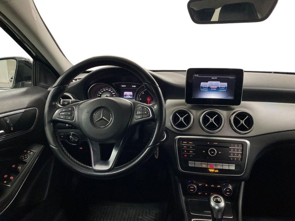 Mercedes-Benz GLA SUV usata a Rimini (11)
