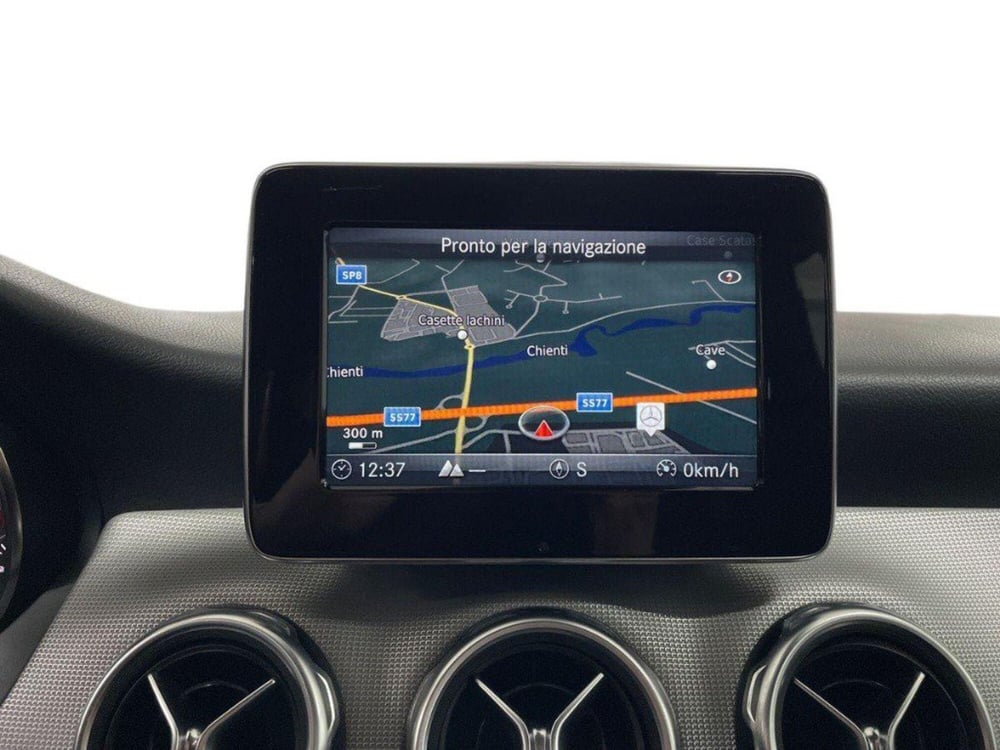 Mercedes-Benz GLA SUV usata a Rimini (15)