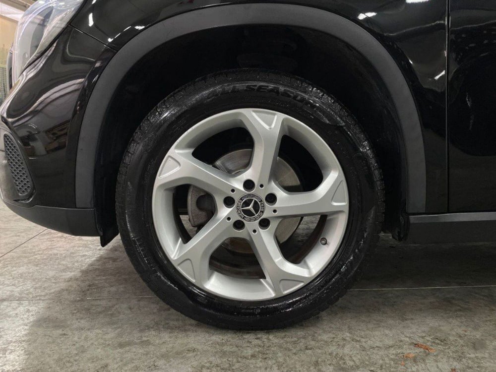 Mercedes-Benz GLA SUV usata a Rimini (8)