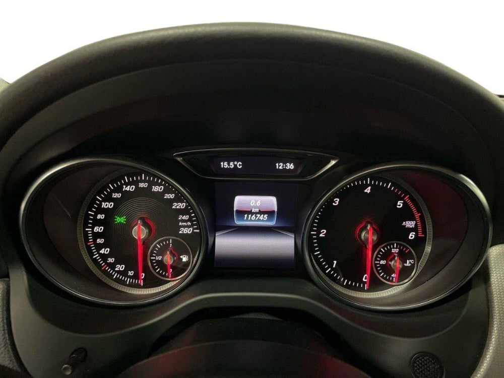 Mercedes-Benz GLA SUV usata a Rimini (9)
