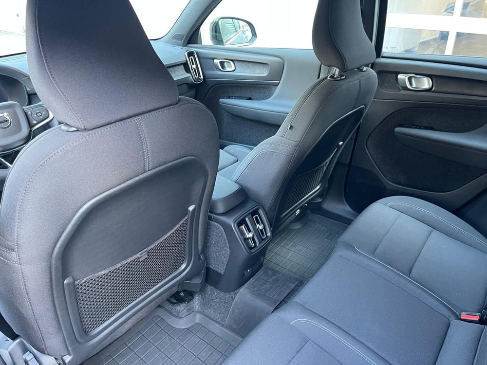 Volvo XC40 usata a Como (13)
