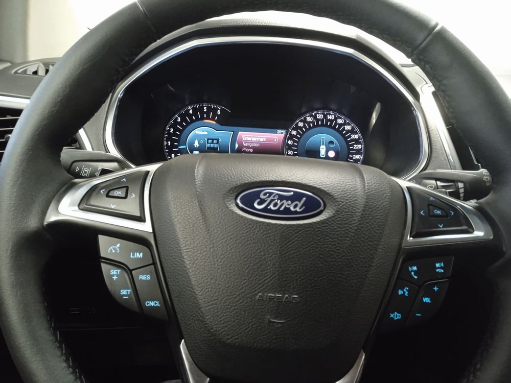 Ford Edge usata a Torino (11)